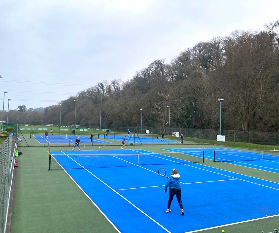 Great turnout for our Outdoor Club Session on Tuesday 🎾

It was brilliant to bring together players from different sessions on our Adult Coaching Program. This included players from our Tennis Xpress, Adult Improvers, Hit and Hopers, Advanced Adults and members!

#clubsession #outdoortennis #summertennis #clubtennis #doubles #tennis #sdtc #ivybridge #devontennis